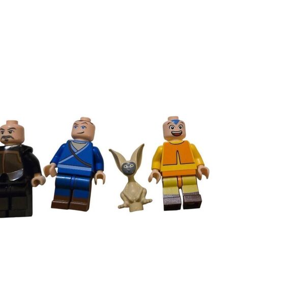 LEGO Avatar: The Last Airbender: Air Temple (3828) Aang Momo Mini Figures Glider - Picture 4 of 11